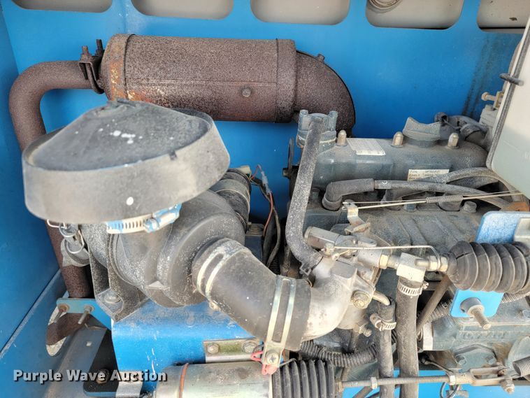 image for item KN9578 2006 Genie 2668 RT  scissor lift