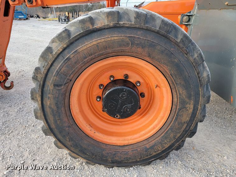 image for item KN9579 Xtreme XR1045  telehandler