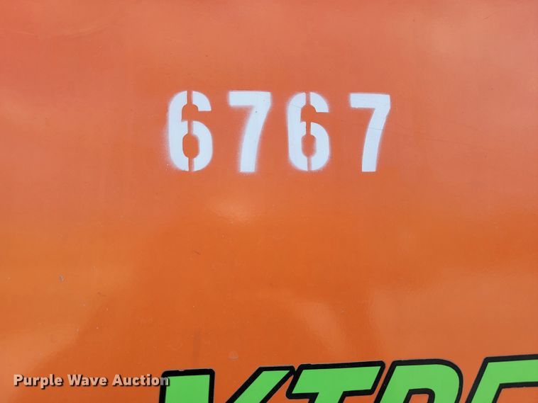 image for item KN9579 Xtreme XR1045  telehandler