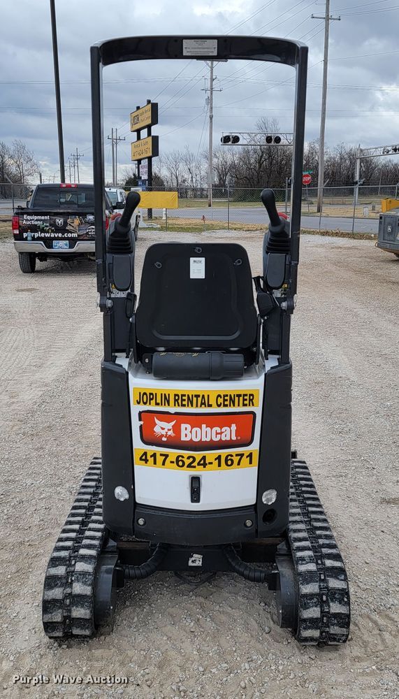 image for item KN9581 2019 Bobcat E10  mini excavator