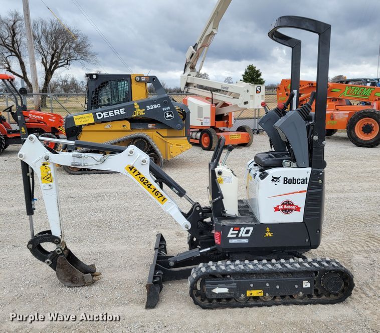 image for item KN9581 2019 Bobcat E10  mini excavator