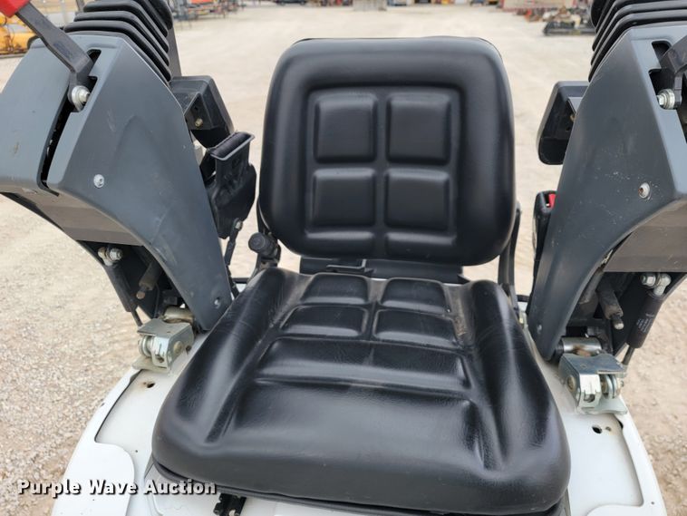 image for item KN9581 2019 Bobcat E10  mini excavator