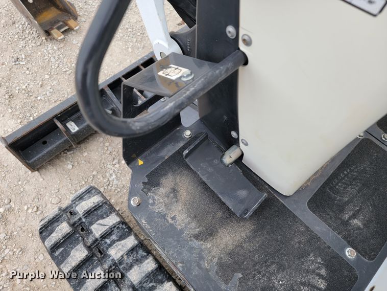 image for item KN9581 2019 Bobcat E10  mini excavator