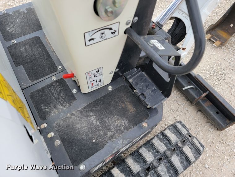 image for item KN9581 2019 Bobcat E10  mini excavator