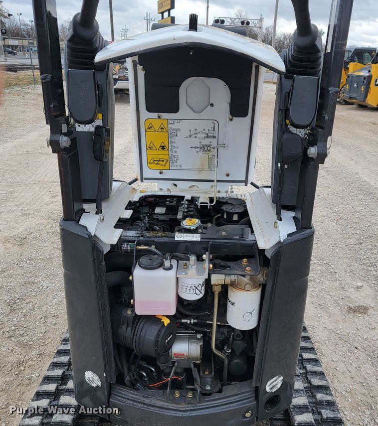 image for item KN9581 2019 Bobcat E10  mini excavator