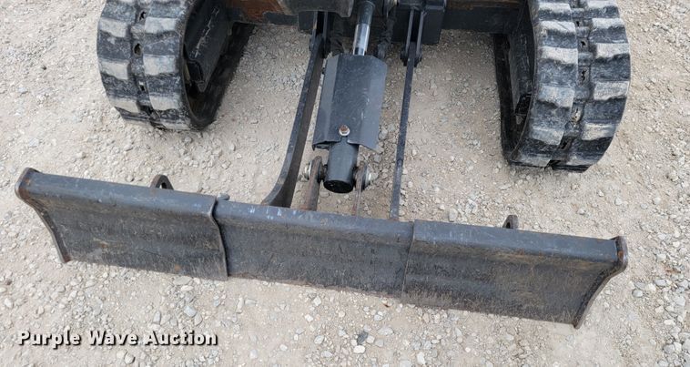 image for item KN9581 2019 Bobcat E10  mini excavator