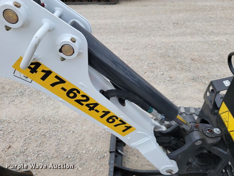 image for item KN9581 2019 Bobcat E10  mini excavator
