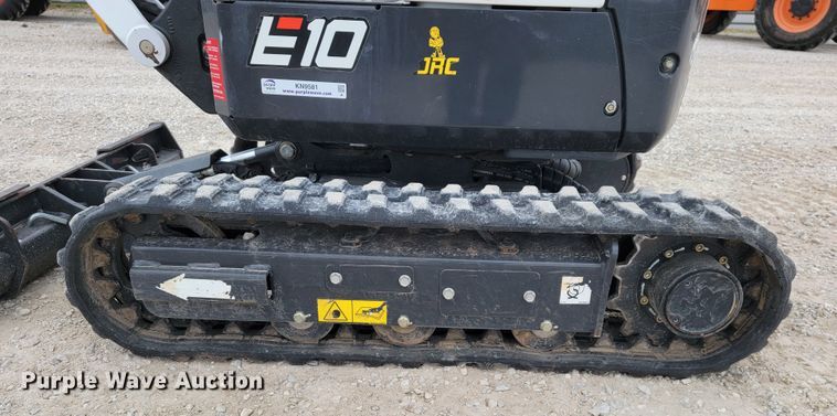 image for item KN9581 2019 Bobcat E10  mini excavator