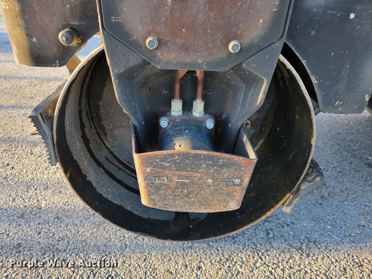 image for item KN9584 2006 Wacker RD11  double drum vibratory roller