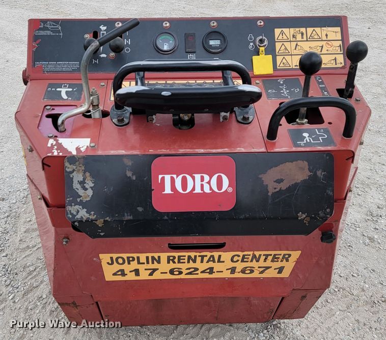 image for item KN9587 2016 Toro TX427  compact utility loader