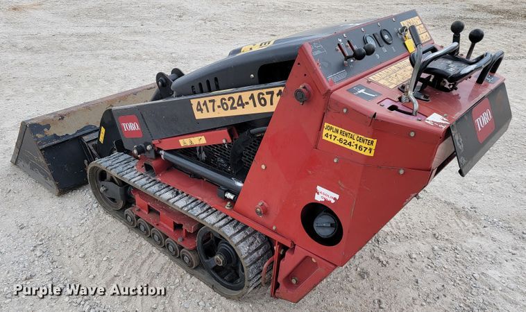 image for item KN9587 2016 Toro TX427  compact utility loader