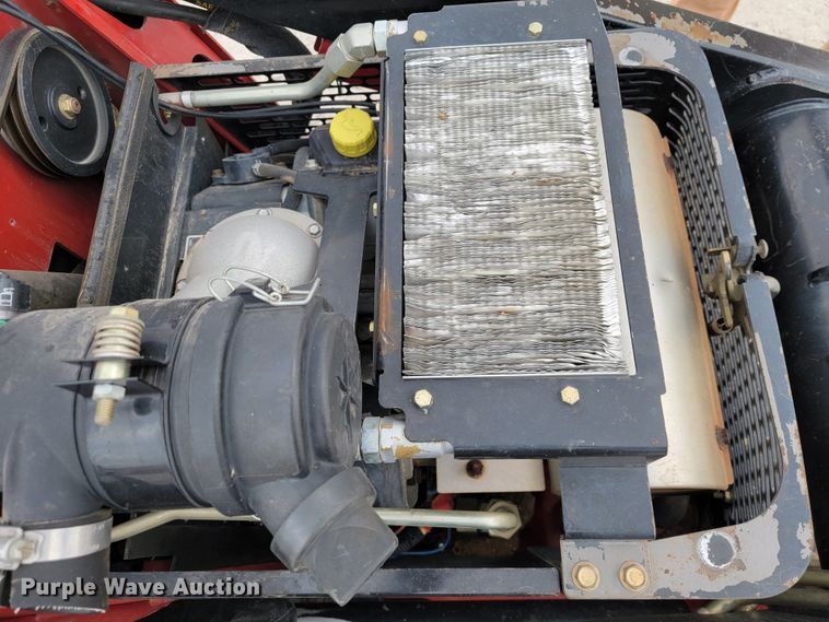 image for item KN9587 2016 Toro TX427  compact utility loader