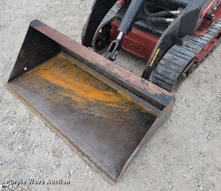 image for item KN9587 2016 Toro TX427  compact utility loader