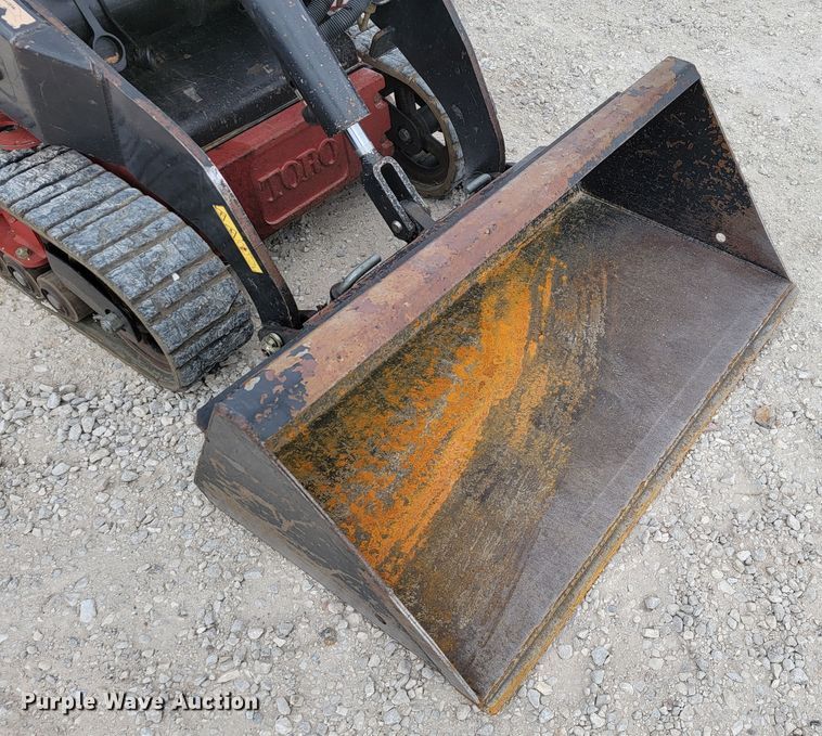 image for item KN9587 2016 Toro TX427  compact utility loader