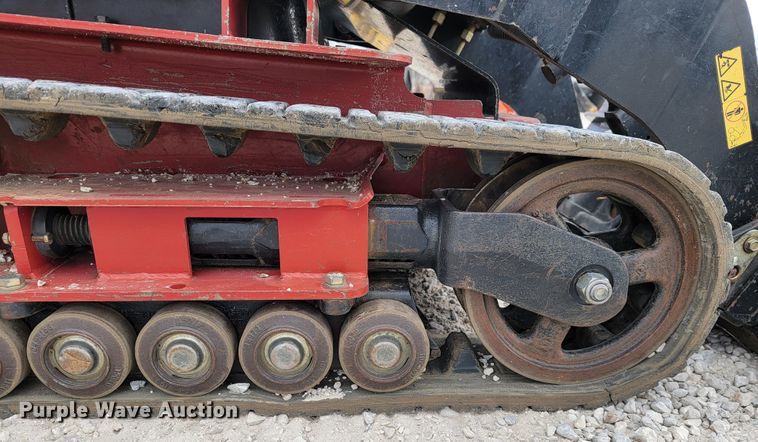 image for item KN9587 2016 Toro TX427  compact utility loader