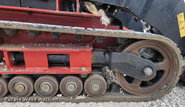 image for item KN9587 2016 Toro TX427  compact utility loader