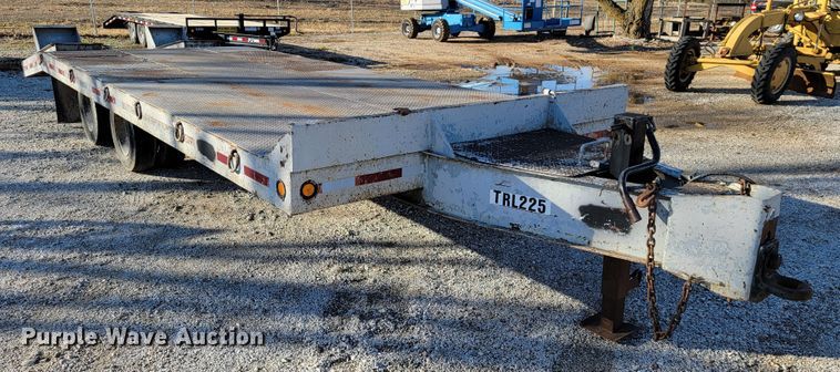 image for item KN9594 1986 Interstate  equipment trailer