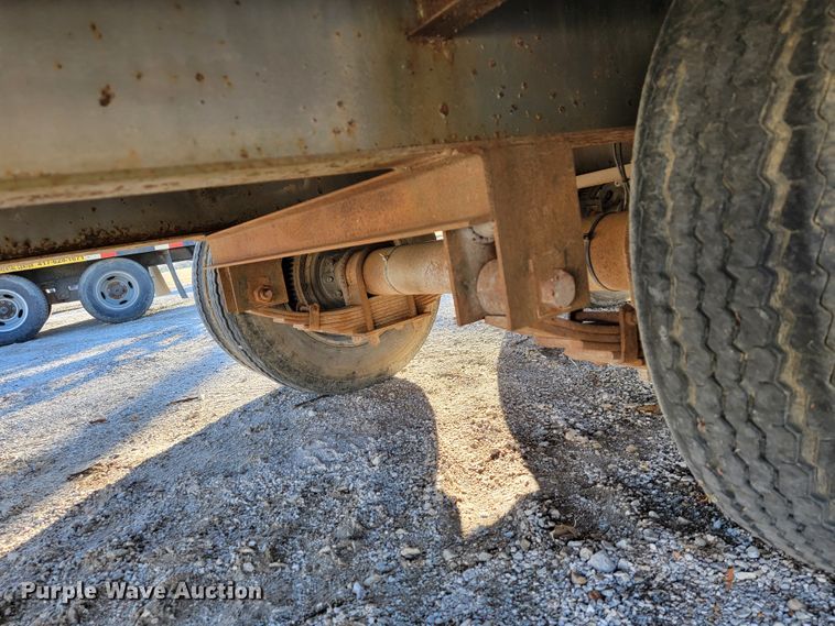 image for item KN9594 1986 Interstate  equipment trailer