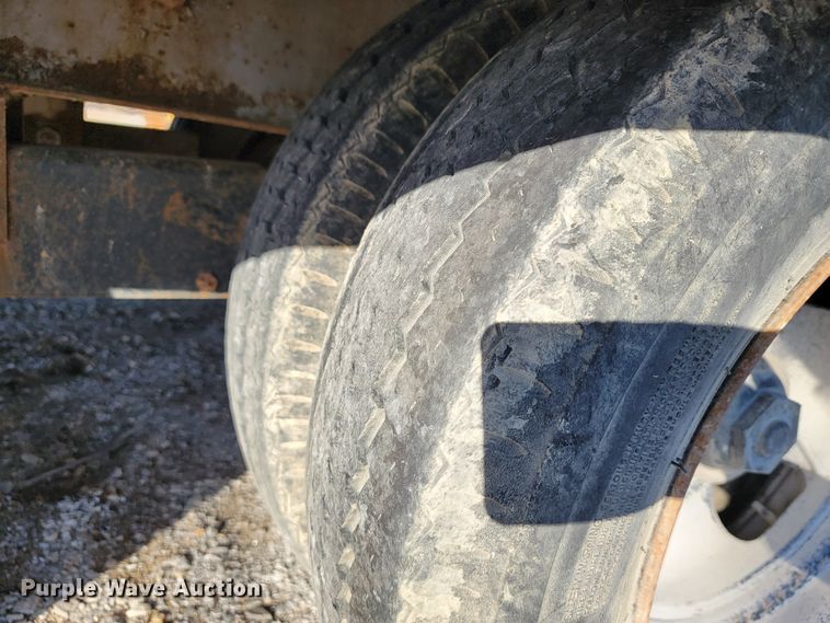 image for item KN9594 1986 Interstate  equipment trailer