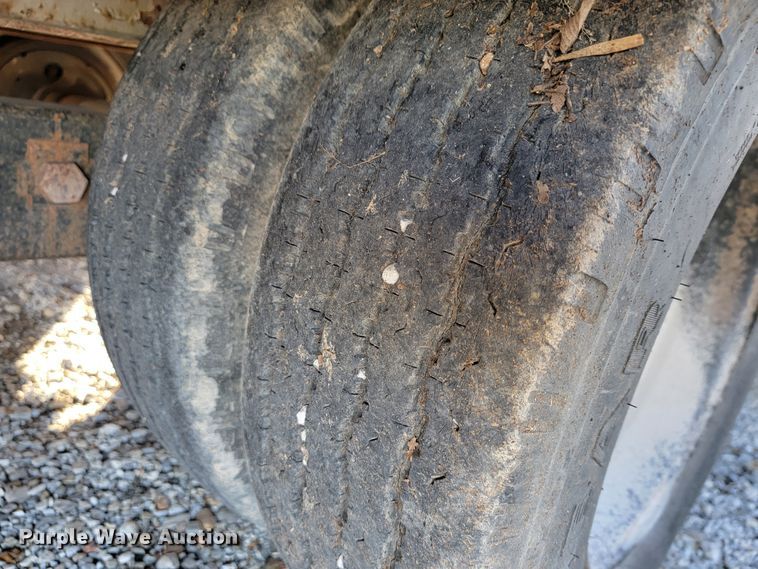 image for item KN9594 1986 Interstate  equipment trailer