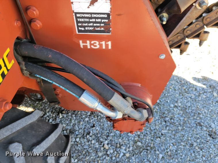 image for item KN9595 1997 Ditch Witch 3500  trencher