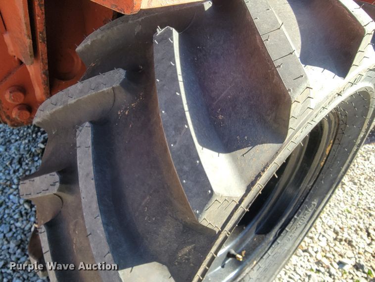 image for item KN9595 1997 Ditch Witch 3500  trencher