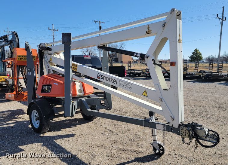 image for item KN9596 2017 Snorkel TL37J  boom lift