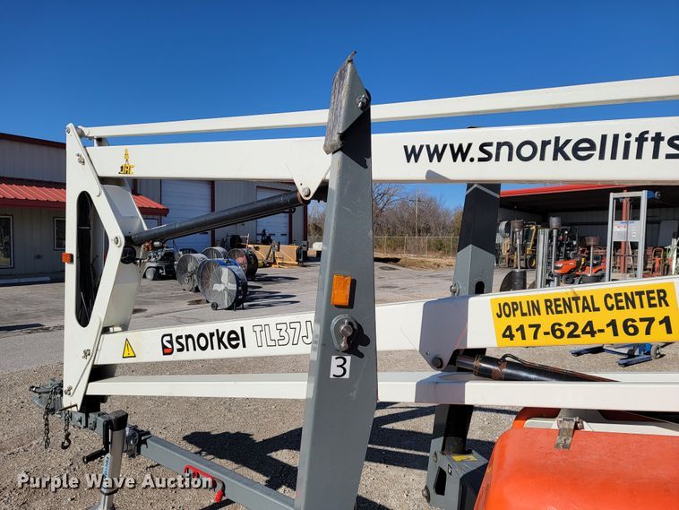 image for item KN9596 2017 Snorkel TL37J  boom lift