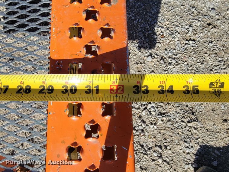 image for item KN9596 2017 Snorkel TL37J  boom lift