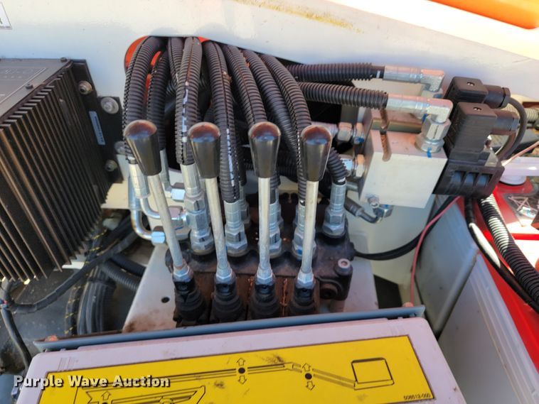 image for item KN9596 2017 Snorkel TL37J  boom lift