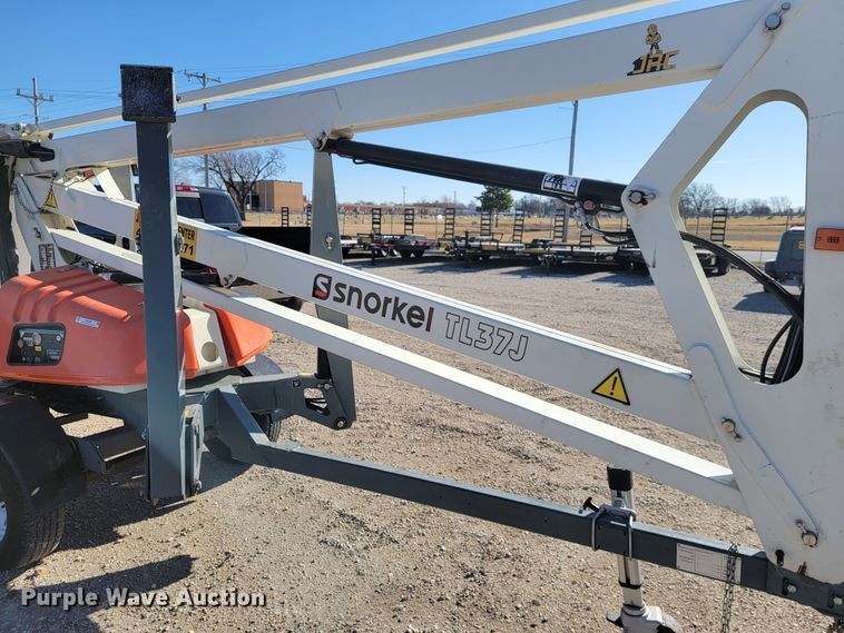 image for item KN9596 2017 Snorkel TL37J  boom lift