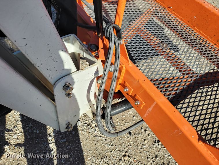 image for item KN9596 2017 Snorkel TL37J  boom lift