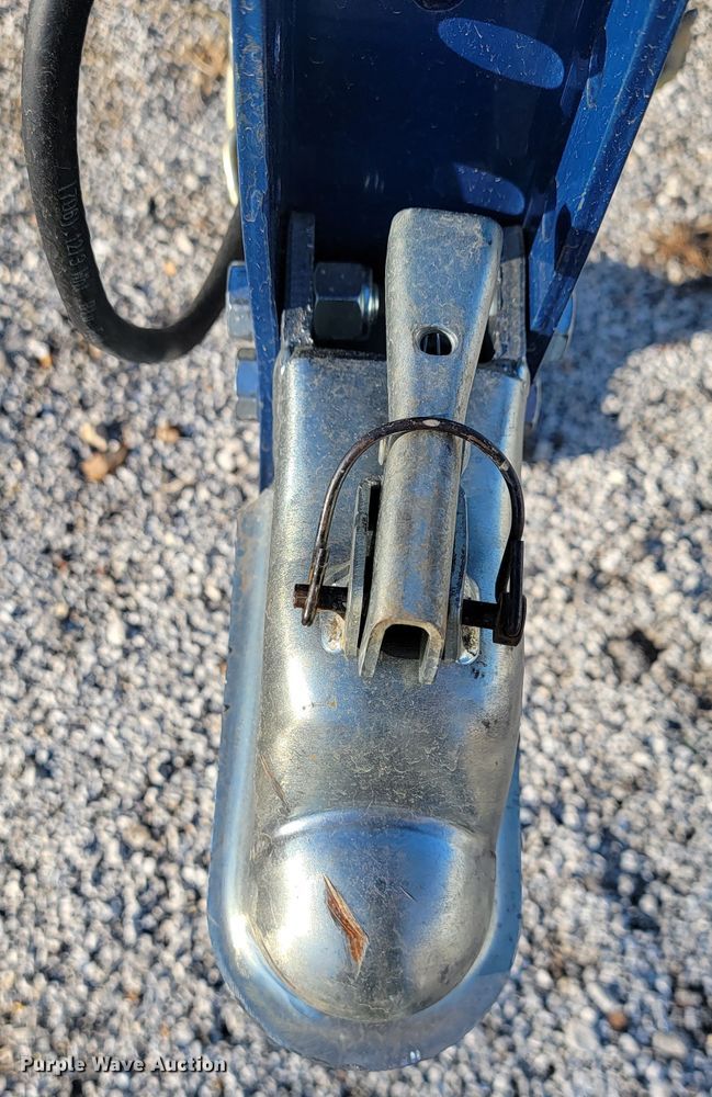 image for item KN9598 2019 Air Tow  utility trailer