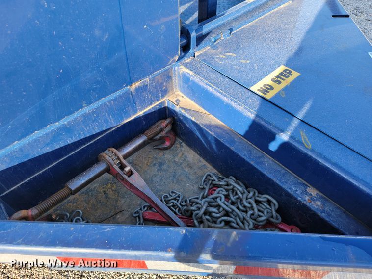 image for item KN9598 2019 Air Tow  utility trailer