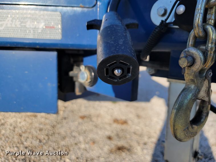 image for item KN9598 2019 Air Tow  utility trailer