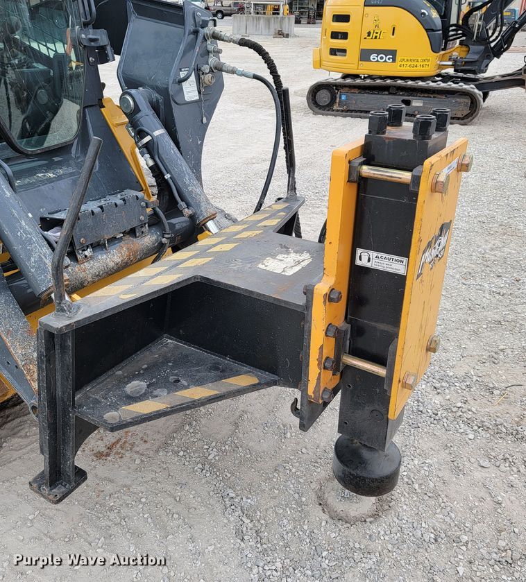 image for item KN9613 Montana skid steer post driver