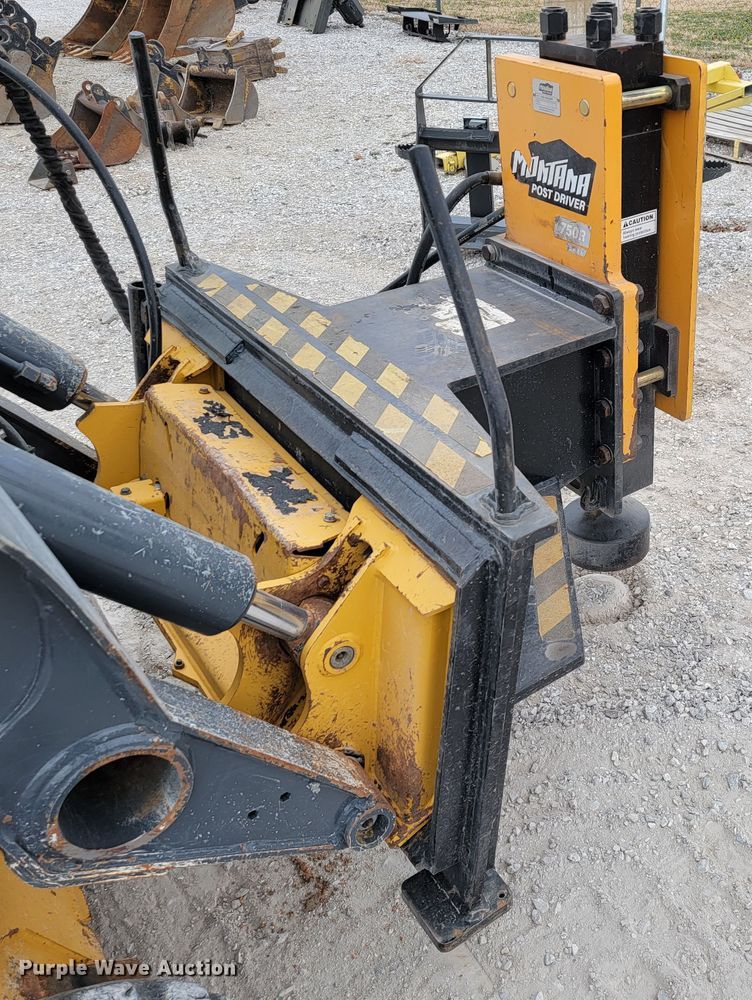 image for item KN9613 Montana skid steer post driver