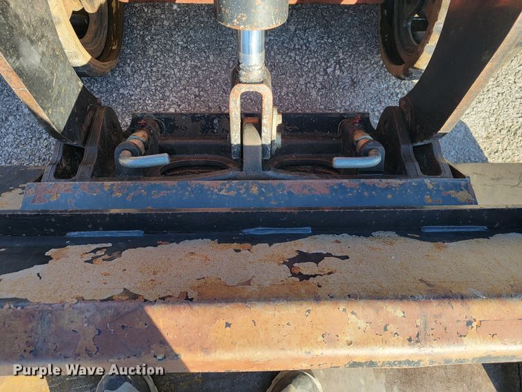 image for item KN9617 2016 Toro TX427  compact utility loader