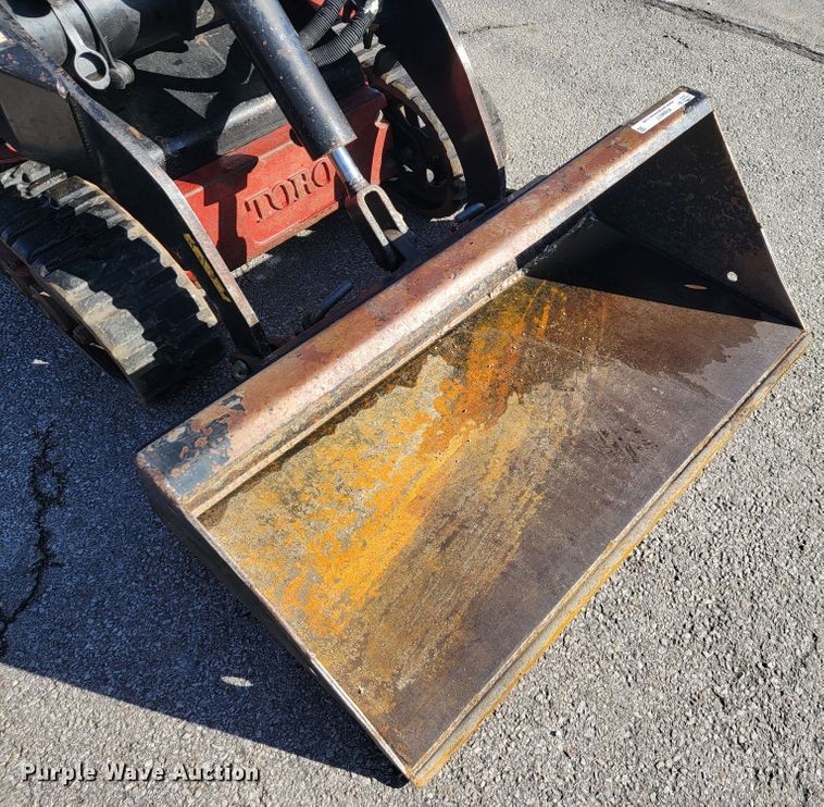 image for item KN9617 2016 Toro TX427  compact utility loader