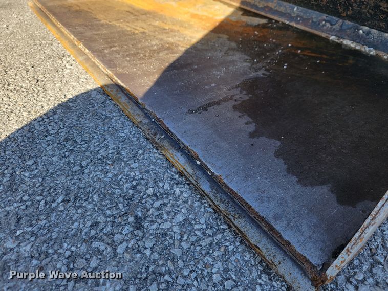 image for item KN9617 2016 Toro TX427  compact utility loader