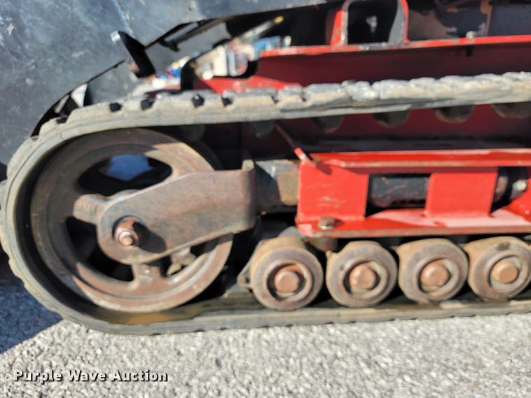 image for item KN9617 2016 Toro TX427  compact utility loader