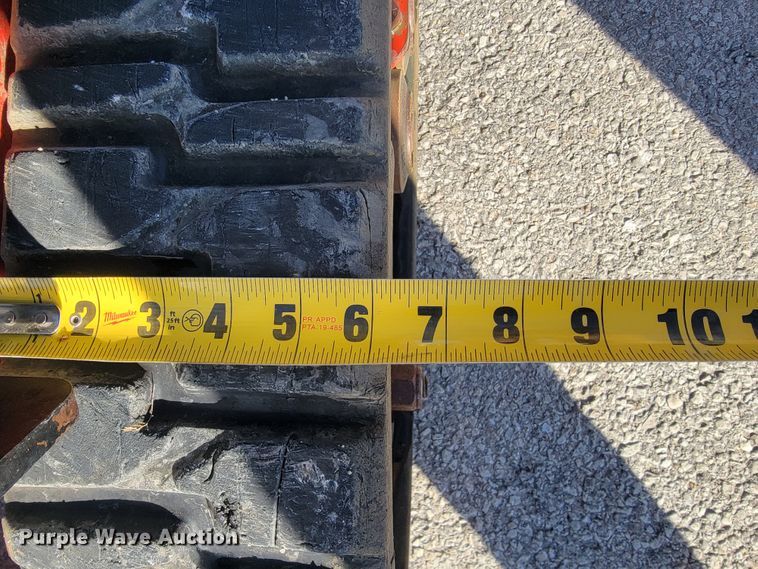 image for item KN9617 2016 Toro TX427  compact utility loader