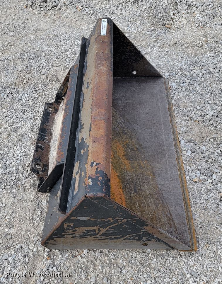 image for item KN9617 2016 Toro TX427  compact utility loader