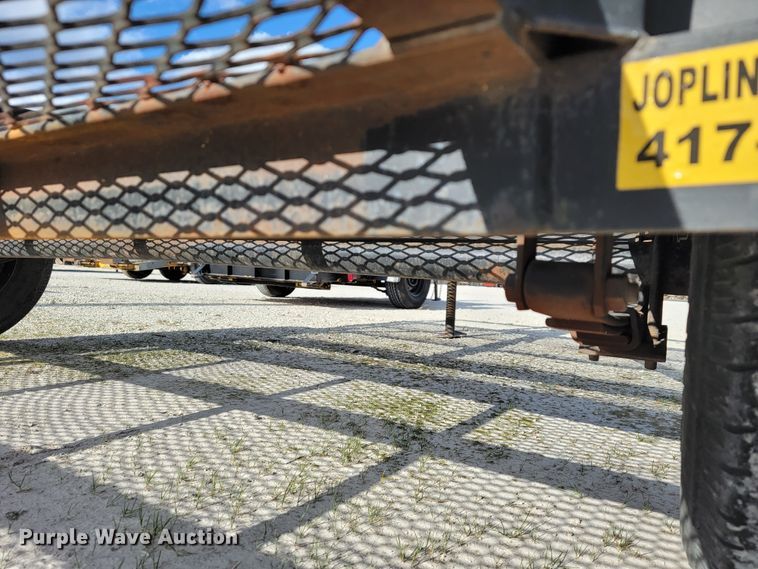 image for item KN9624 2000 Kodiak  tilt deck utility trailer