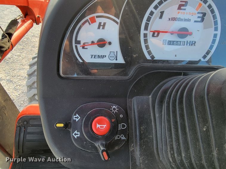 image for item KN9625 2020 Kubota B26  MFWD tractor