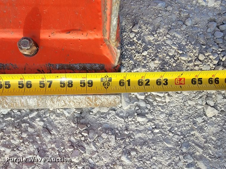 image for item KN9625 2020 Kubota B26  MFWD tractor