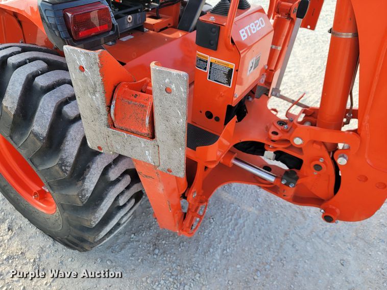 image for item KN9625 2020 Kubota B26  MFWD tractor