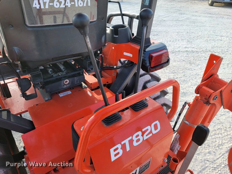 image for item KN9625 2020 Kubota B26  MFWD tractor