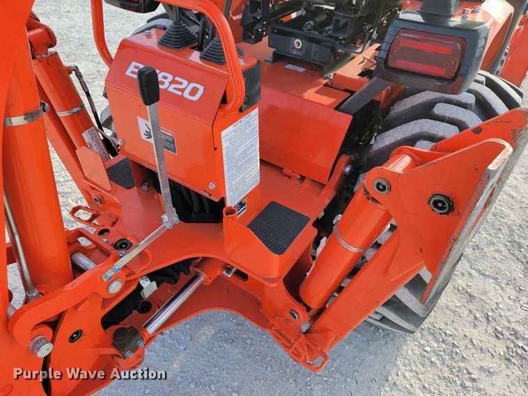 image for item KN9625 2020 Kubota B26  MFWD tractor