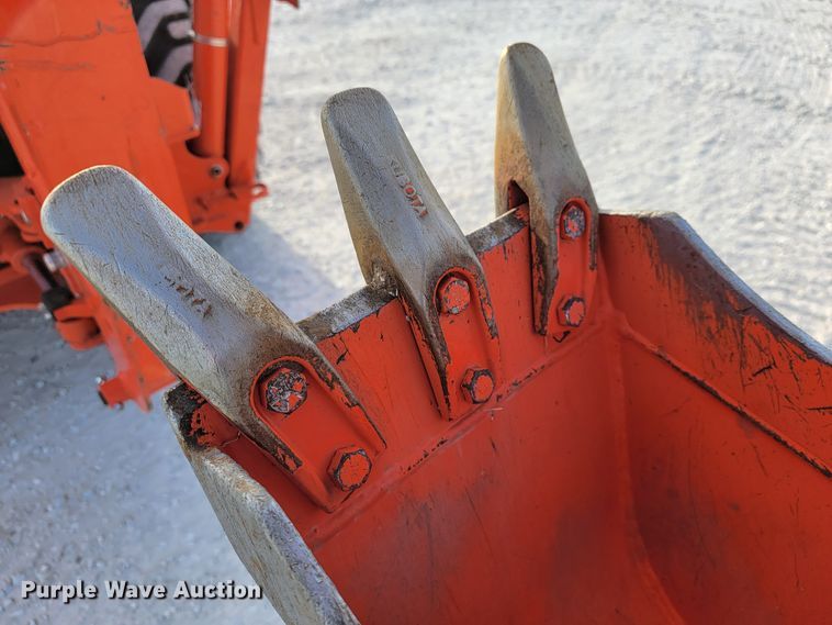 image for item KN9625 2020 Kubota B26  MFWD tractor